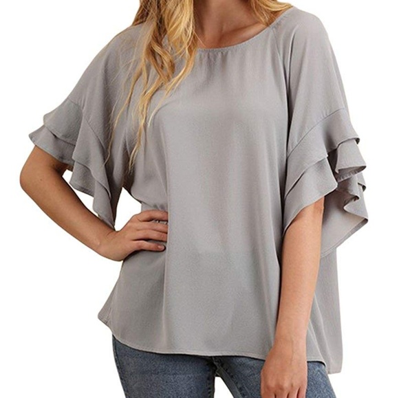 Umgee Tops - Umgee Grey Ruffle sleeve Top M Blouse C0887